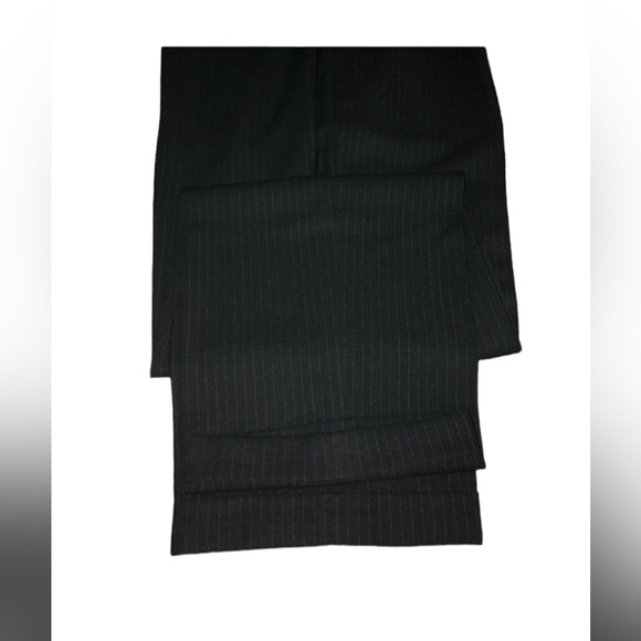 100% Wool Suit - Picture 6 of 12